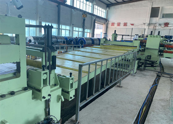 Alta bobina de acero de la precisión SS304 que raja la línea máquina 0.3-3 x 1600