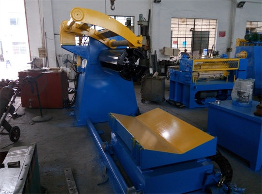 Máquina que raja de acero de la precisión compacta para el indicador ligero 0.3-1.2 x 1300