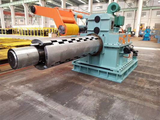El mecanismo de botes giratorios de acero de la cortadora de Uncoiler de la bobina de la precisión trabaja a máquina para la línea que raja de acero