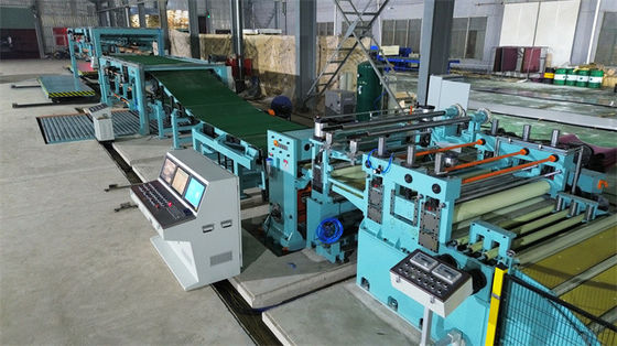 Línea de corte por servo de alta precisión a longitud para bobinas de acero inoxidable con recorte de bordes